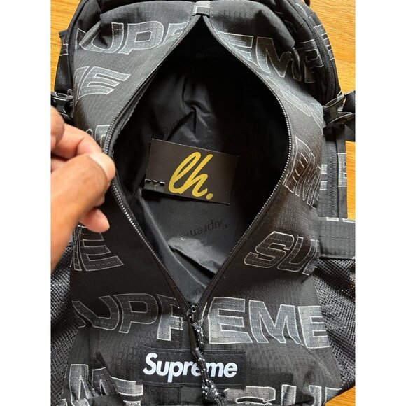 Supreme FW21 Black Canvas All Over Print Backpack - Picture 5 of 6